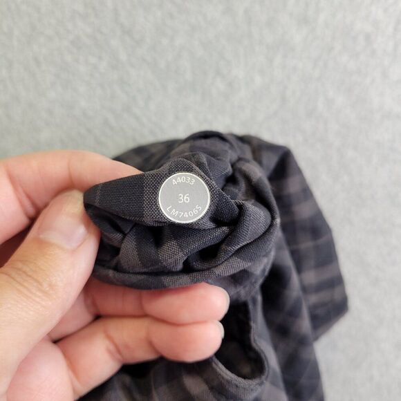 Lululemon Shorts Mens 36 Gray Plaid Kahuna Beach Skateboard Athleisure Resort - Picture 8 of 15